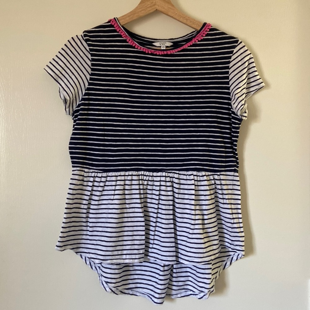 Crown & Ivy Top